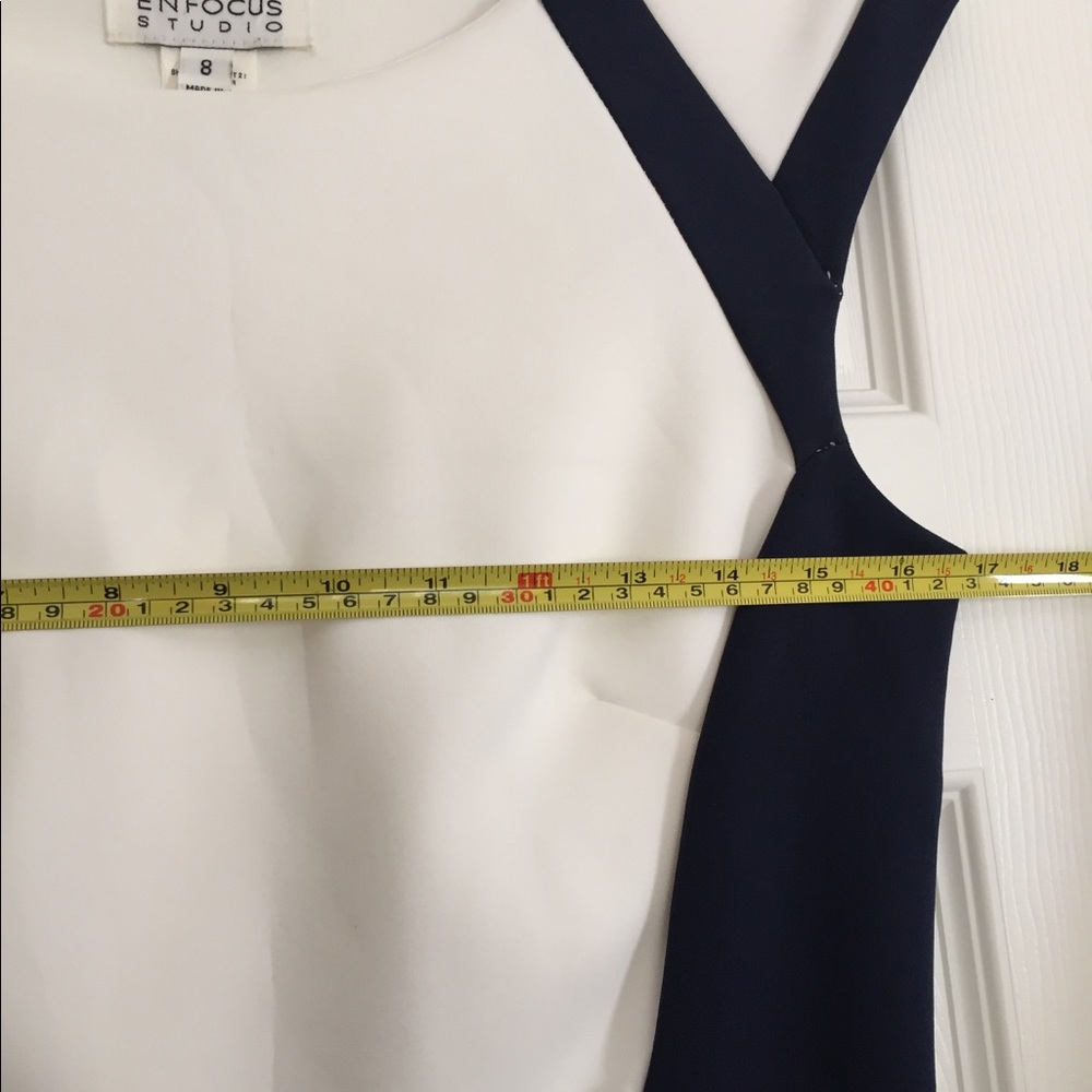 Nice En Focus dress! - Picture 3 of 7